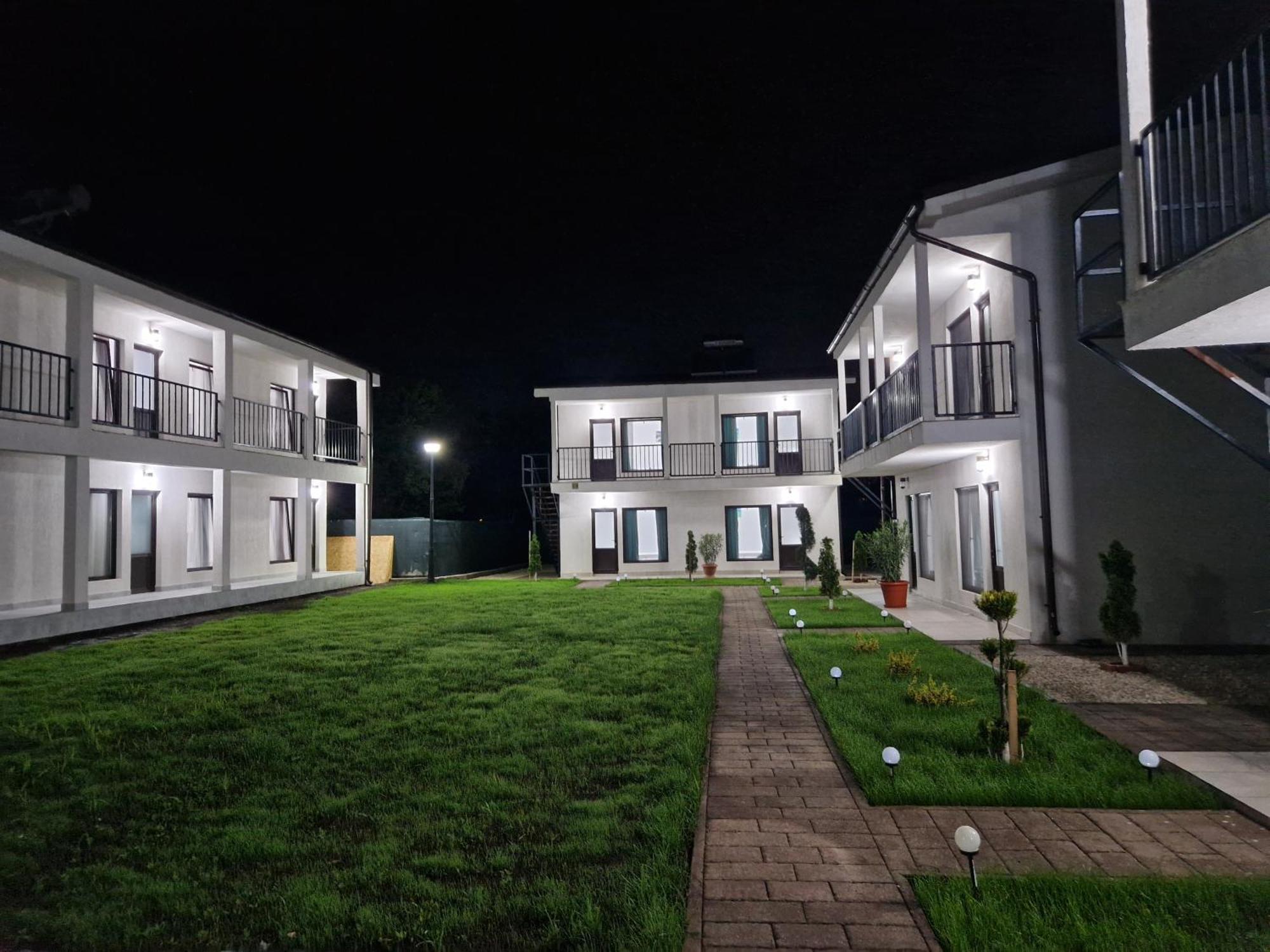 Complex Turistic N&S Două Mai Exterior foto