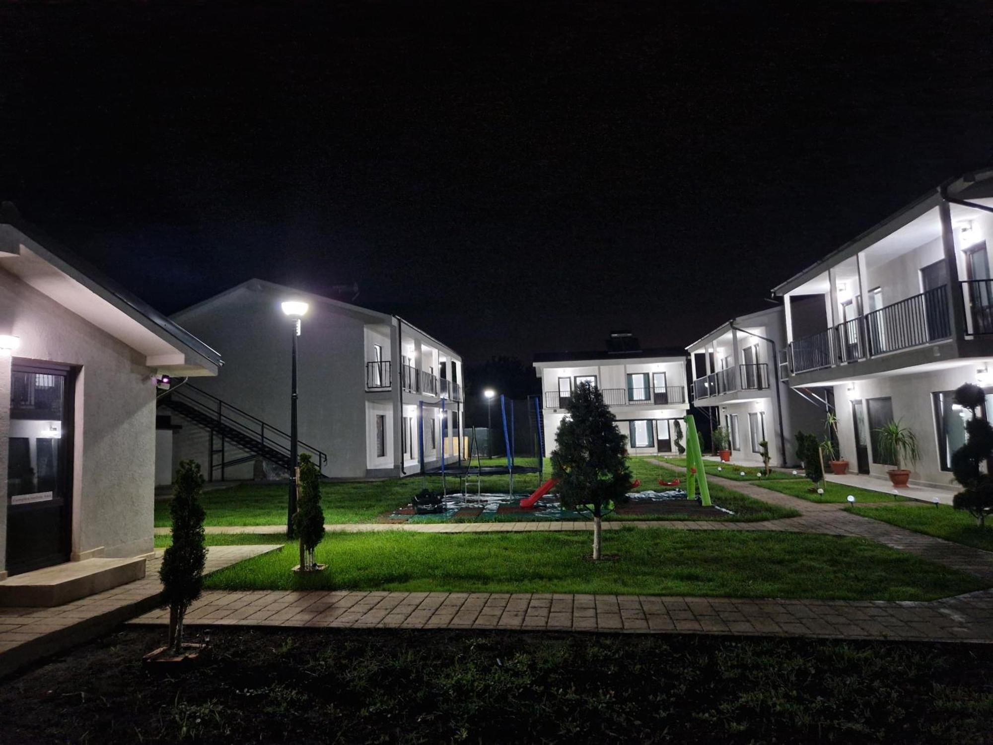 Complex Turistic N&S Două Mai Exterior foto